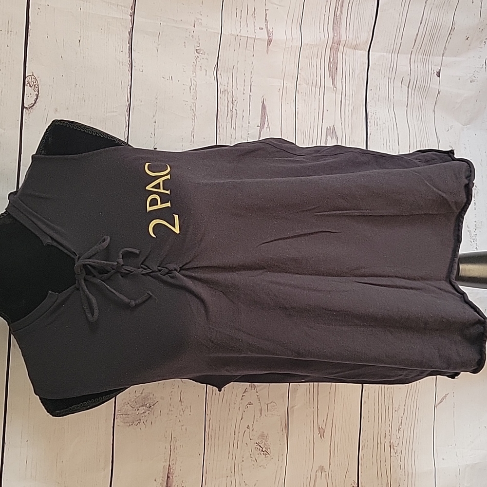 4/$15 2Pac top